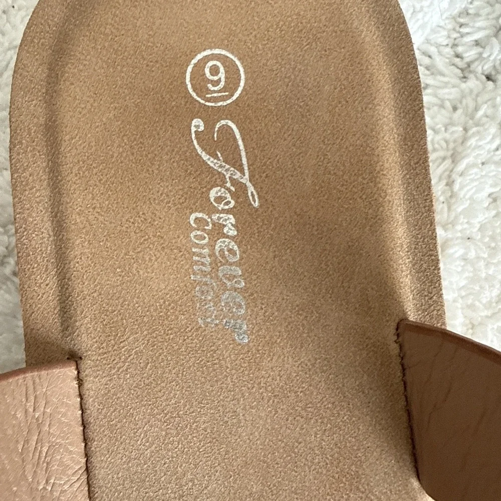 Forever Comfort Womens Bejeweled Sandals Size 9 Strappy Summer Vacation Casual